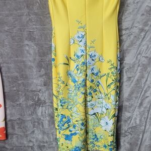 New York & Company Yellow Floral Maxi Dress